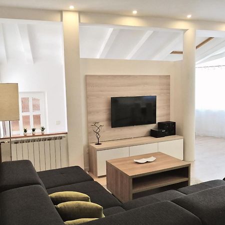 Apartment Julija Vodice Eksteriør billede