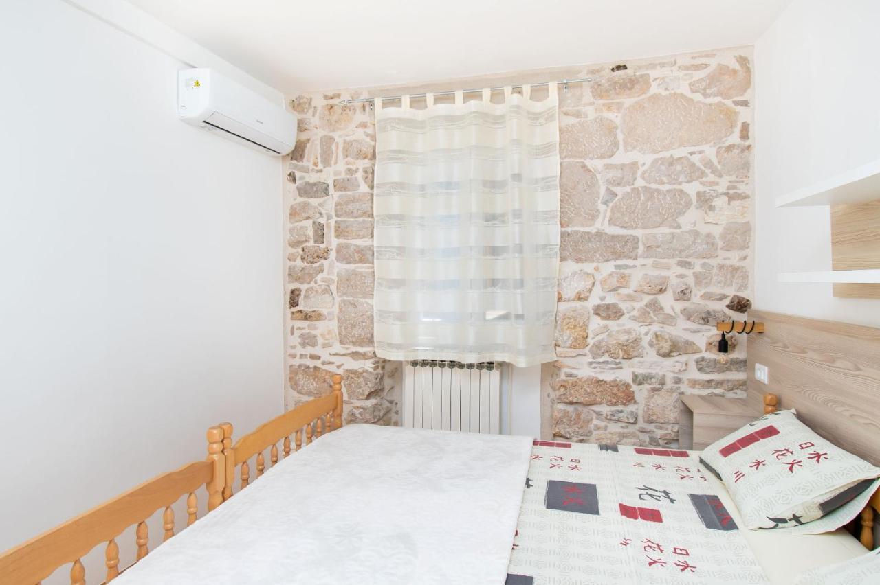 Apartment Julija Vodice Eksteriør billede